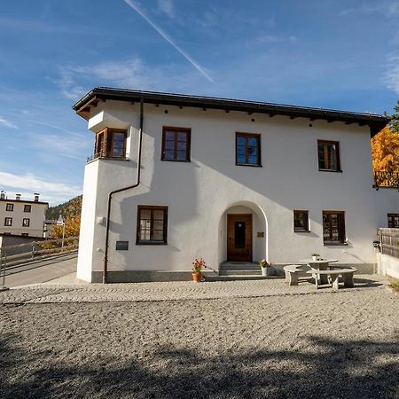 Chasa Nogler - Ferienwohnung Ramosch Exterior photo