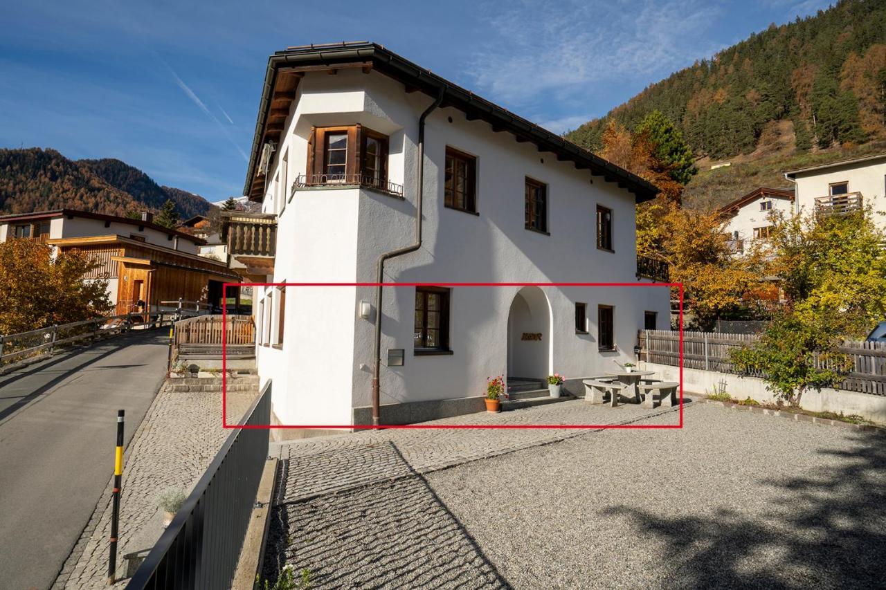Chasa Nogler - Ferienwohnung Ramosch Exterior photo