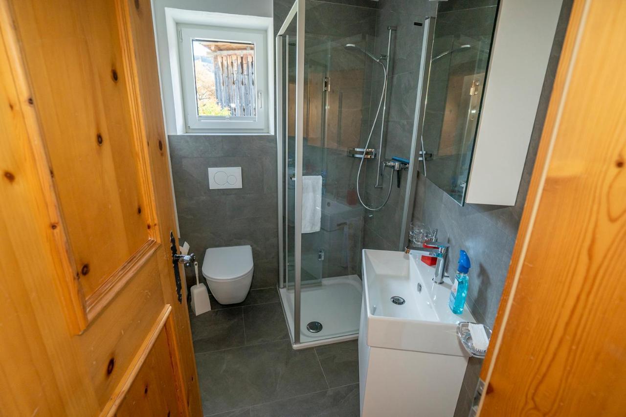 Chasa Nogler - Ferienwohnung Ramosch Exterior photo